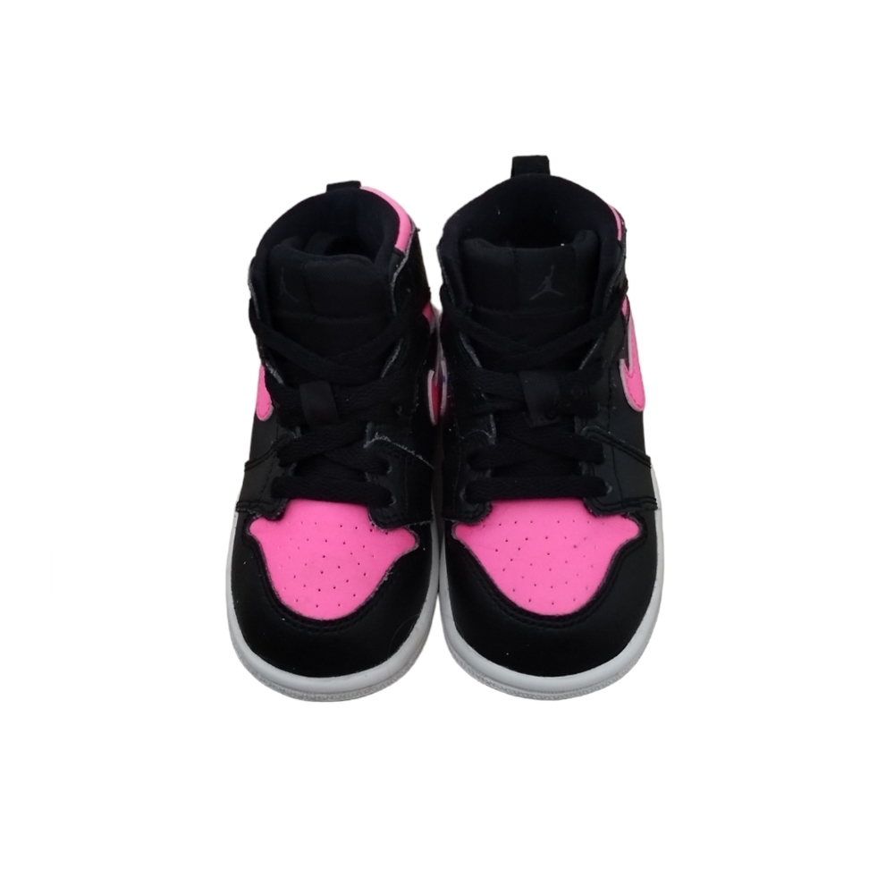 Jordans Sz 6 baby girl pink & black